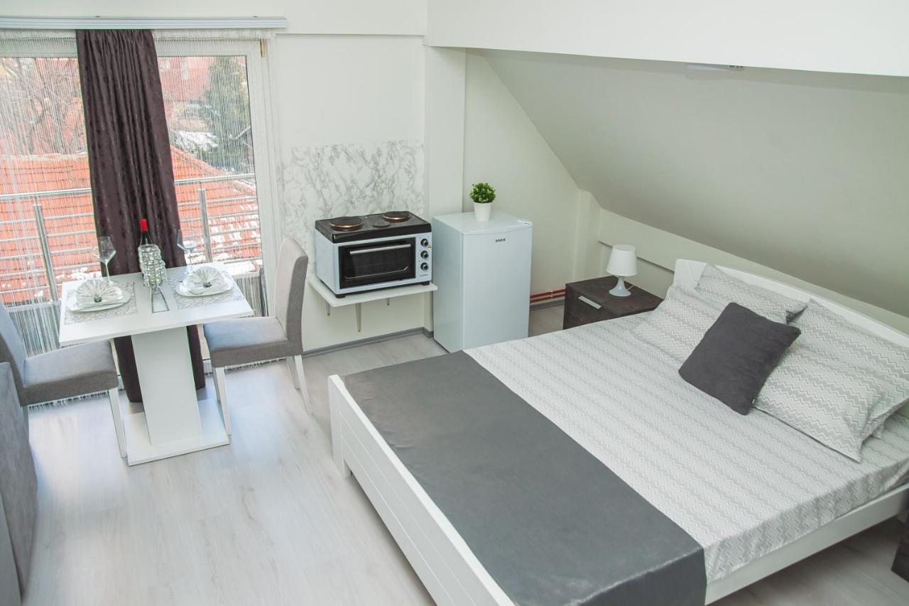 Family Apartmani Le Leskovac  Exteriér fotografie